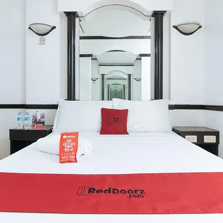 Reddoorz Plus At Villa Gloria Taguig-2